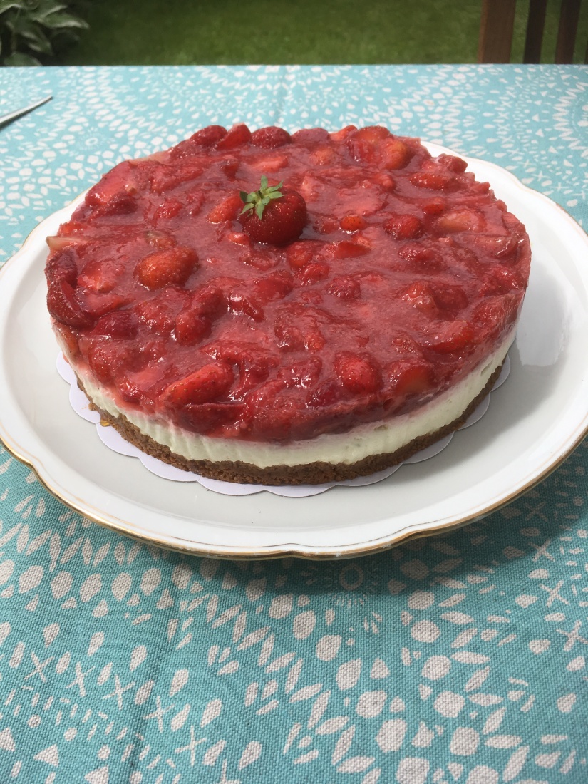 Cheesecake met aardbeien en limoen